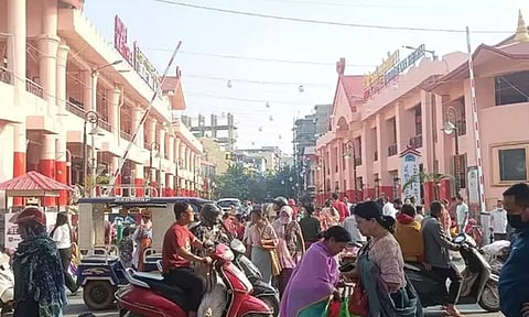 மணிப்பூரில் 5 பள்ளத்தாக்கு மாவட்டங்களில் ஊரடங்கு தளர்வு