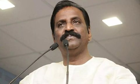 தற்கொலை என்பது சமூகத்தின் மீது மனிதன் காட்டும் எதிர்ப்பு- வைரமுத்து