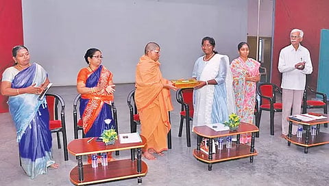 சந்திரயான் கொண்டாட்ட நிகழ்ச்சி நடைபெற்ற போது எடுத்தபடம்.