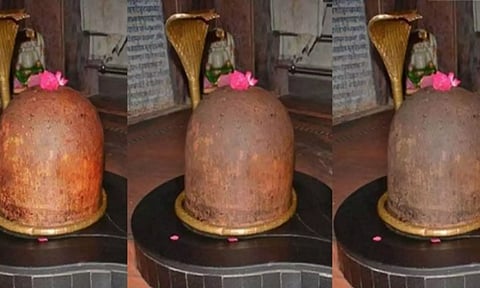 நிறம் மாறும் அதிசய சிவலிங்கம்
