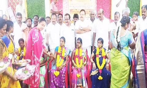 கர்ப்பிணிகளுக்கு சமுதாய வளைகாப்பு விழா