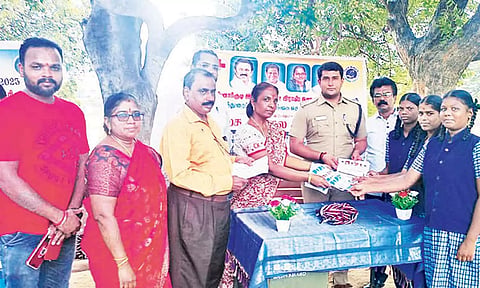 விழிப்புணர்வு துண்டு பிரசுரங்கள் வெளியிடப்பட்டது.
