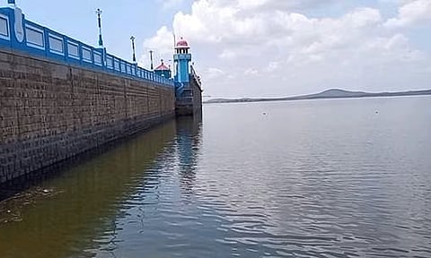 பவானிசாகர் அணையின் நீர்மட்டம் 68 அடியாக சரிந்தது