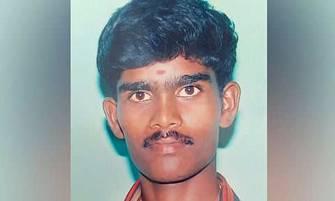 வத்தலக்குண்டுவில் கட்டிட தொழிலாளி குத்திக்கொலை