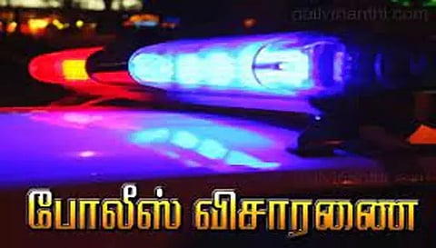 சேலம் டவுன் பஸ்சில் சென்ற தம்பதியிடம்15 பவுன் தங்க நகைகள் கொள்ளை