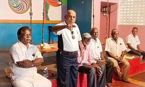 பூரணாங்குப்பத்தில்  முன்னாள் ராணுவ வீரர்கள் நல சங்க (லீக்)தேர்தல் குறித்த ஆலோசனை கூட்டம் நடந்தது&nbsp;