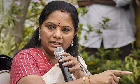 தேர்தல் நேரத்தில் வருவதால் அவர் தேர்தல் காந்தி: ராகுலை சாடிய தெலுங்கானா முதல்வர் மகள்