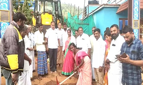 அருவங்காடு-ஜெகதளா இடையே ரூ.1.12 கோடி செலவில்  சாலை சீரமைப்பு பணி