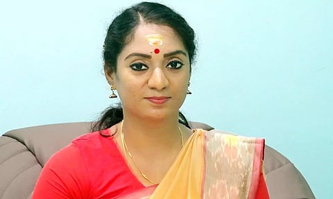 சந்திர பிரியங்கா அறைக்கு 2 முறை "சீல்" வைப்பு: அதிகார போட்டியால் பரபரப்பு