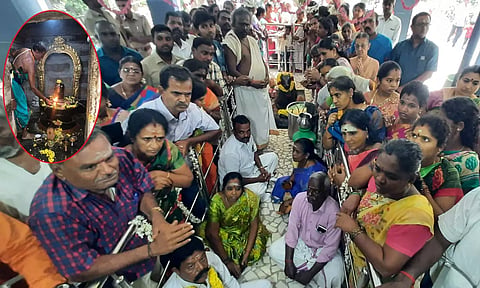 கிரிவல பாதையில் உள்ள வருணலிங்க சன்னதியில் கும்பாபிஷேகம் நடந்த காட்சி.