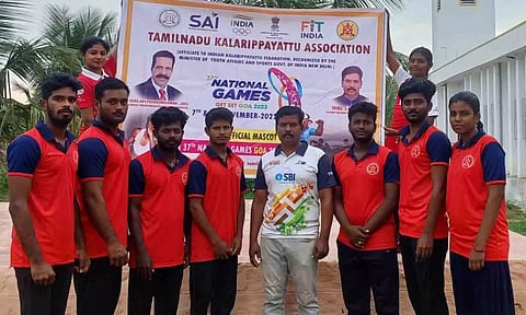 தமிழக அணி சார்பில் பங்கேற்க உள்ள்வர்களை படத்தில் காணலாம்.