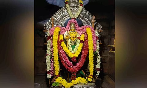 றப்பு அலங்காரத்தில் முத்துக்குமாரசுவாமி அருள் பாலித்த காட்சி.