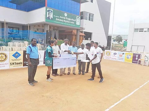 உடுமலையில் கைப்பந்து போட்டி நடைபெற்ற காட்சி.&nbsp;