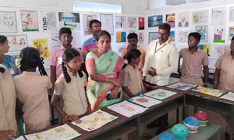 மாணவ -மாணவிகளின் ஓவிய படைப்புகளை படத்தில் காணலாம்.&nbsp;
