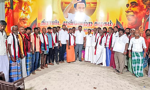 ராஜா எம்.எல்.ஏ. முன்னிலையில் ஓ.பி.எஸ். அணியினர் 50 பேர் தி.மு.க.வில் இணைந்தனர்