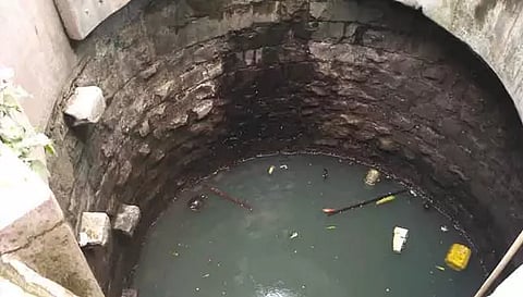 ஏற்காட்டில் கிணற்றில் தவறி விழுந்தவர் காயத்துடன் மீட்பு