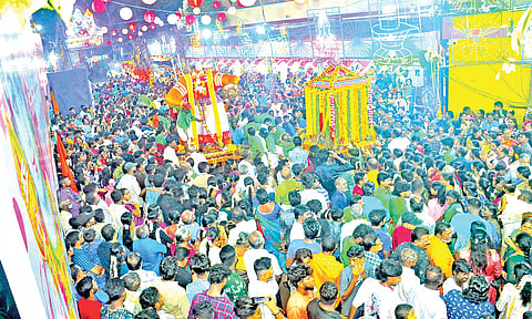 பெருவிளையில் இன்று தெய்வி முருகன் கோவிலில் திருக்கல்யாணம்