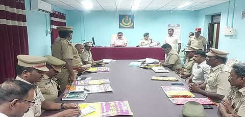 அமைச்சர் நமச்சிவாயம் தலைமையில் ஆலோசனை கூட்டம் நடைபெற்ற போது எடுத்த படம்.&nbsp;