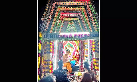 களக்காடு சத்தியவாகீஸ்வரர் கோவிலில் பட்டின பிரவேச விழா