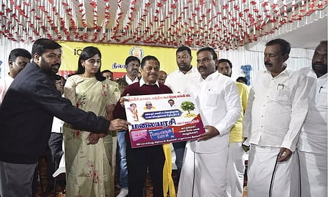 கோத்தகிரியில் ரூ.3.86 கோடி மதிப்பில் நலத்திட்டஉதவிகள்- அமைச்சர் ராமச்சந்திரன் வழங்கினார்