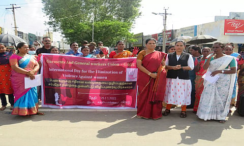 பெண் தொழிலாளர்களுக்கான விழிப்புணர்வு பிரசாரம்