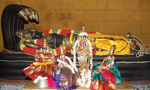 ஸ்ரீரங்கத்தில் வைகுண்ட ஏகாதசி திருவிழா நாளை தொடக்கம்