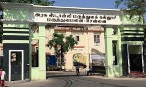 ஸ்டான்லி அரசு ஆஸ்பத்திரியில் 4-வது மாடியில் இருந்து குதித்து நோயாளி தற்கொலை