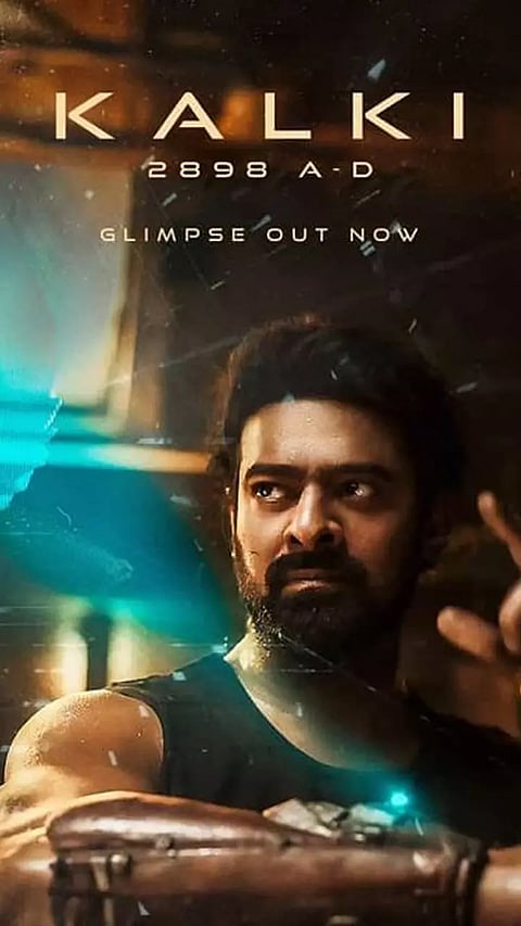 புதிய வகை துப்பாக்கியை வடிவமைத்த கல்கி படக்குழு...