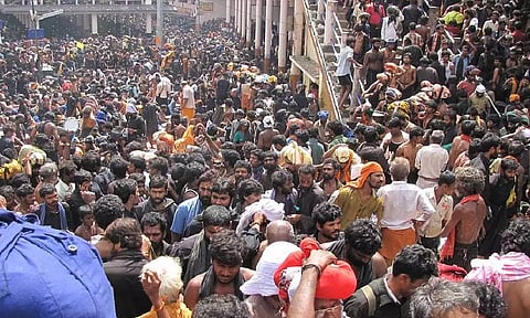 மகரஜோதி தரிசனம்: சபரிமலையில் குவிந்த பக்தர்கள்