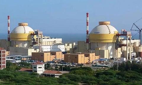 கூடங்குளம் முதலாவது அணு உலையில் மின் உற்பத்தி நிறுத்தம்