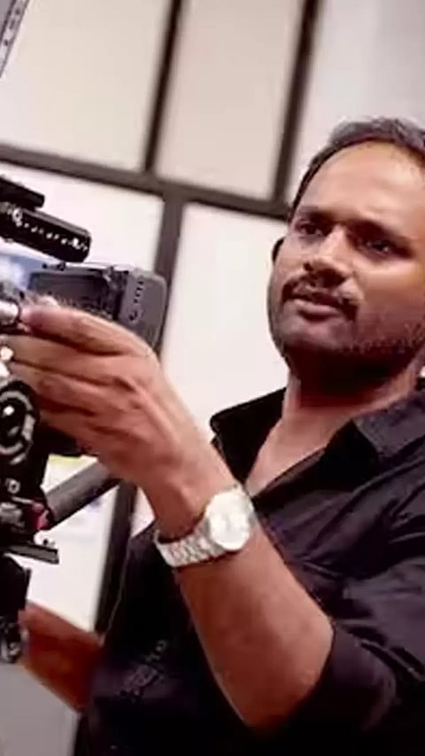 காக்கா முட்டை பட இயக்குனர் வீட்டில் திருட்டு - தேசிய விருதுக்கான பதக்கம் கொள்ளை