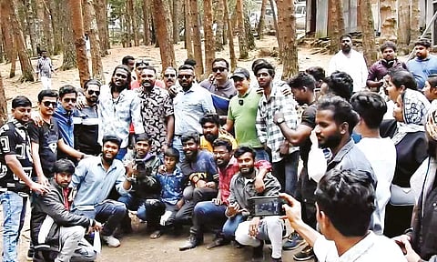 கொடைக்கானலுக்கு வந்த நிஜ "மஞ்சுமெல் பாய்ஸ்" குழுவினர்