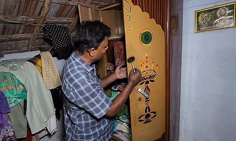 பல்லடம் அருகே தோட்டத்து வீட்டில் 10 பவுன் நகைகள் கொள்ளை