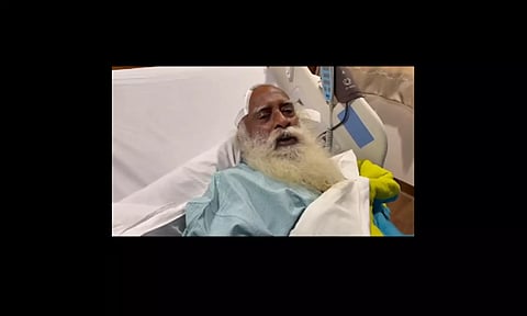 மூளையில் அறுவை சிகிச்சை: குணமடைந்து வருகிறேன் என வீடியோ வெளியிட்ட சத்குரு