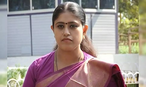 அன்று காங்கிரசுக்கு.... இன்று பா.ஜ.கவுக்கு... விளவங்கோடு தொகுதியில் பிரசாரத்தில் குதித்த விஜயதரணி