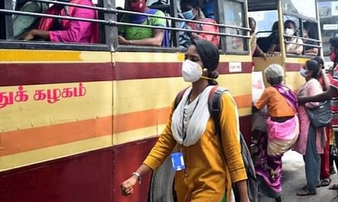 இலவச பஸ் பயணம் செய்யும் பெண்கள் எண்ணிக்கை அதிகரிப்பு