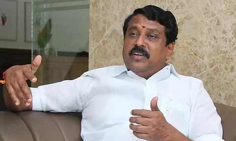 காவல்துறை சம்மன்: அரசியல் சூழ்ச்சியாகவே இதை பார்க்கிறேன்- நயினார் நாகேந்திரன்