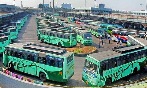 வெள்ளி, சனிக்கிழமைகளில் கூட்ட நெரிசலை குறைக்க 945 சிறப்பு பஸ்கள்