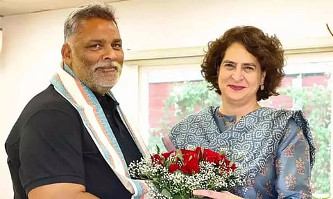 காங்கிரஸ் கட்சிக்கு ஆதரவு கொடுப்பதாக சுயேட்சை எம்.பி. பப்பு யாதவ் அறிவிப்பு