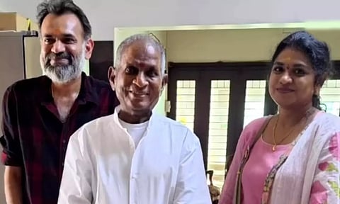 காதல் மனைவியுடன் இளையராஜாவை சந்தித்த பிரேம்ஜி