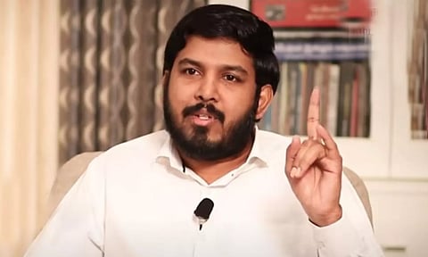அரசியலில் ஒதுங்குவதும் ஓய்வெடுப்பதும் தற்கொலைக்கு சமம்- ஆளூர் ஷாநவாஸ்