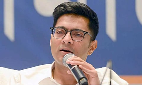 சபாநாயகர் பதவிக்கு போட்டியிடுவது குறித்து எங்களிடம் ஆலோசனை நடத்தவில்லை: திரிணாமுல் காங்கிரஸ்