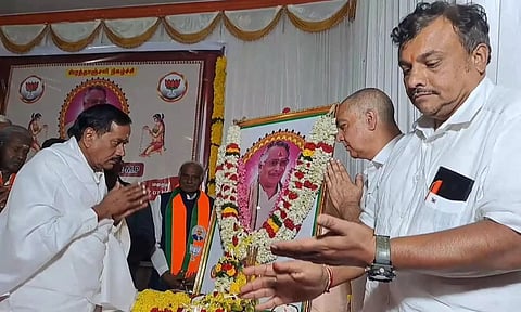 சட்டசபை தேர்தலை எதிர்கொள்ள மாவட்ட தலைவர்களுடன் ஆலோசனை-  எச்.ராஜா பேட்டி