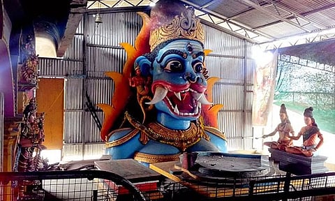 பில்லி  சூனியம், ஏவலை  போக்குபவள்