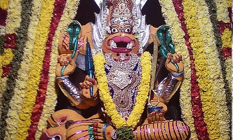 திருமணத்தடை நீங்கி நல்ல வரன் கிடைக்க தேவியை வழிபடுங்கள்!