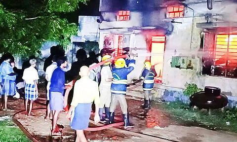 ராஜபாளையம் அருகே  ஆலையில் தீ விபத்து
