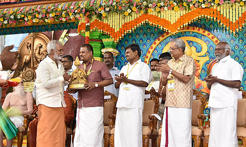 முத்தமிழ் முருகன் மாநாடு: கண்காட்சியை பார்வையிட  30-ந் தேதி வரை அனுமதி