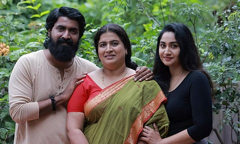 பிரஜின் நடிப்பில் உருவாகி இருக்கும்  அரசியல் அதிரடி த்ரில்லர் படம்  'சேவகர்'