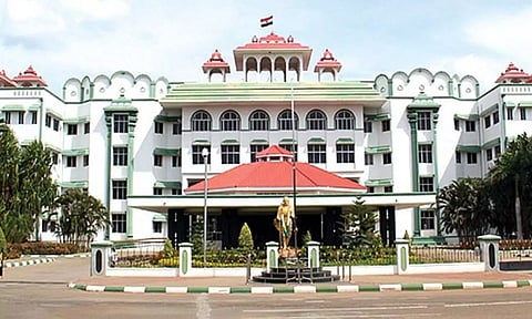 'பேக்கேஜ் டெண்டர்' முறையை ரத்து செய்யக்கோரி வழக்கு- மதுரை ஐகோர்ட் அதிரடி கருத்து