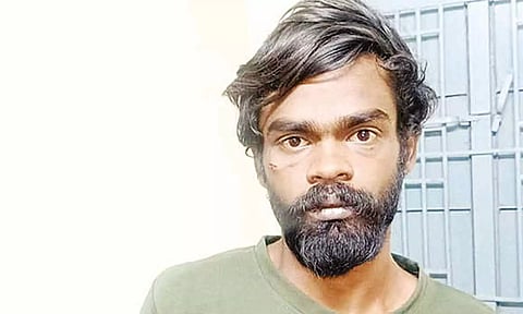 திருப்பூர் சிறையில் இருந்து தப்பியோடிய கைதியை  பிடிக்க போலீசார் தீவிரம்